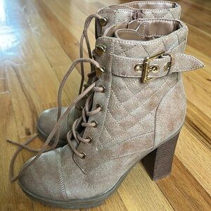 G By Guess Closed Toe Ankle Fashion Boots